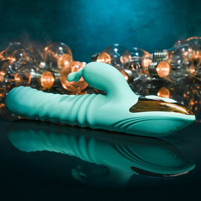 Foto 2 do produto Vibrador Rabbit Recarregável com 7 Modos de Vibração, Função Aquecimento e Movimento de Vai e Vem - Adam e Eve Heat Me Up Warming Rabbit Thruster | 14 x 3,4 cm