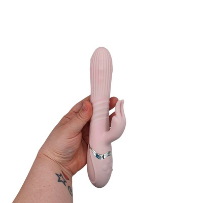 Foto 5 do produto Vibrador Rabbit Recarregável com Estimulador de Clítoris em Forma de Coelho, 7 Vibrações e 3 Movimentos Vai e Vem - Adam & Eve - Eve's Thrusting Rabbit Whit Orgasmic Beads | 13,2 x 3,2 cm
