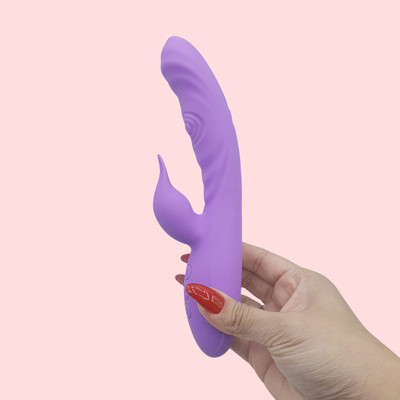 Vibrador Rabbit em Silicone com 7 Modos de Vibração, 7 Funções Tape, 7 Tipos de Estimulação Clitoriana e Carregamento via USB - Dino G | 12 x 3,2 cm | Disponível em 2 Cores