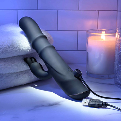 Foto 3 do produto Vibrador Rabbit em Silicone com Anéis Massageadores em 3 Níveis, 10 Modos de Vibração e Recarregável - Evolved Ringmaster | 12,5 x 3,2 cm