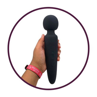Foto 4 do produto Vibrador Recarregável Massageador Estimulador de Clítoris com 7 Modos de Vibrações - Topo Toys |  23,5 x 5,2 cm