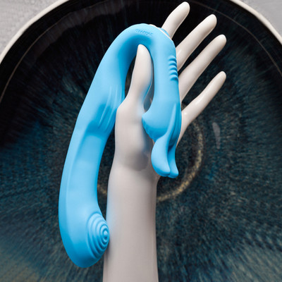 Vibrador Recarregável para Ponto G e Clítoris com Design Flexivel e 7 Modos de Vibração - Evolved Sea Breeze Bunny | 18 x 3,6 cm