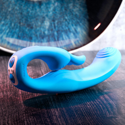 Foto 2 do produto Vibrador Duplo Recarregável com Design Flexivel e 7 Modos de Vibração - Evolved Sea Breeze Bunny | 18 x 3,6 cm