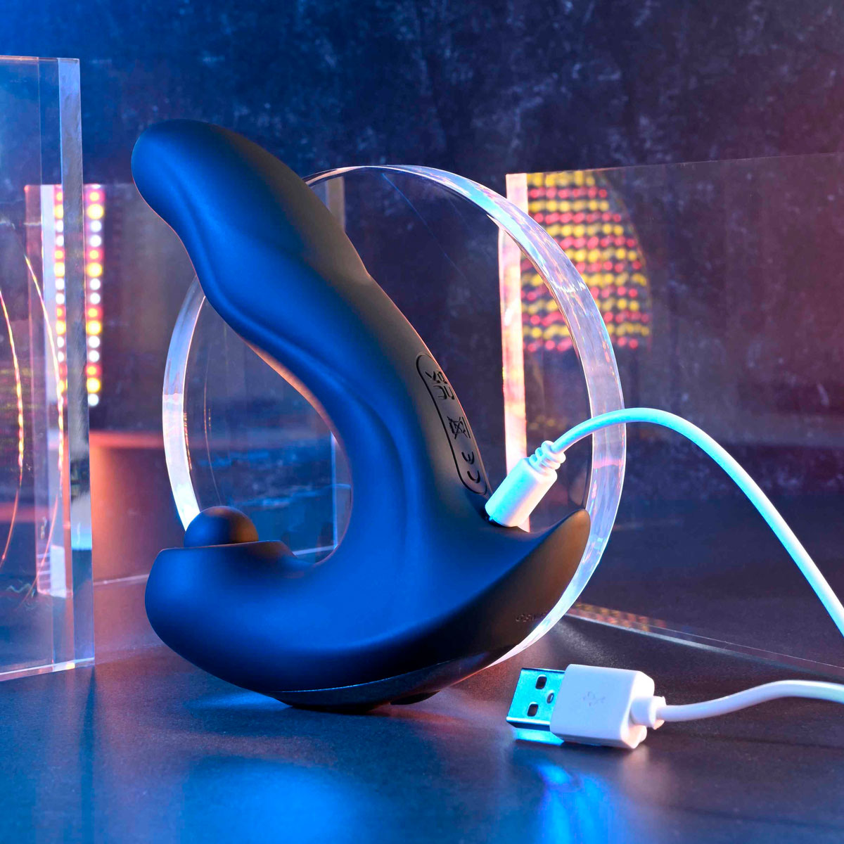 Vibrador em Silicone com 10 Modos de Vibração, 5 Tipos de Estímulos, 3 Motores e Carregamento Via Cabo USB - Gender X Mad Tapper | 10 x 3,4 cm - 3