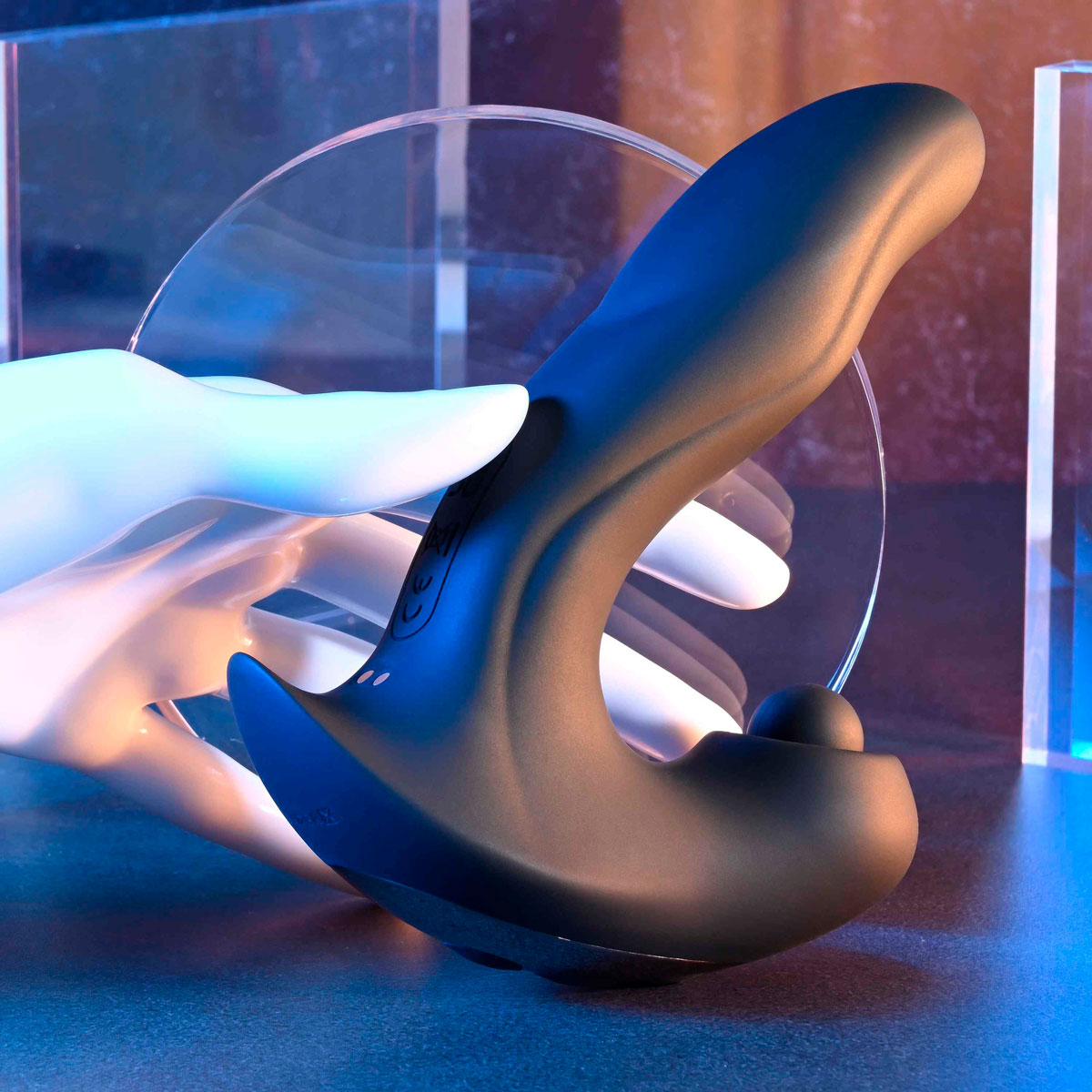 Vibrador em Silicone com 10 Modos de Vibração, 5 Tipos de Estímulos, 3 Motores e Carregamento Via Cabo USB - Gender X Mad Tapper | 10 x 3,4 cm - 6