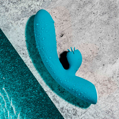 Foto 1 do produto Vibrador de Ponto G e Clitóris com 12 Modos de Vibração, Movimentos, Resistente À Água e Recarregável - Evolved Fierce Flicker | 11 x 3,5 cm