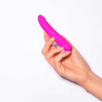 Vibrador em Silicone Soft Touch com Glande Definida, 10 Funções de Vibração e Resistência à Água - Pretty Love Beck | 12 x 2,0 cm | Disponível em 2 Cores