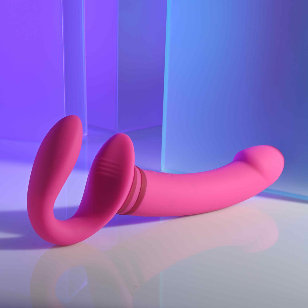 Vibrador Strap On em Silicone com Motor Duplo, 10 Modos de Vibrações e Carregamento via USB - Gender X Sharing Is Caring | 15,5 x 3,6 cm - 3