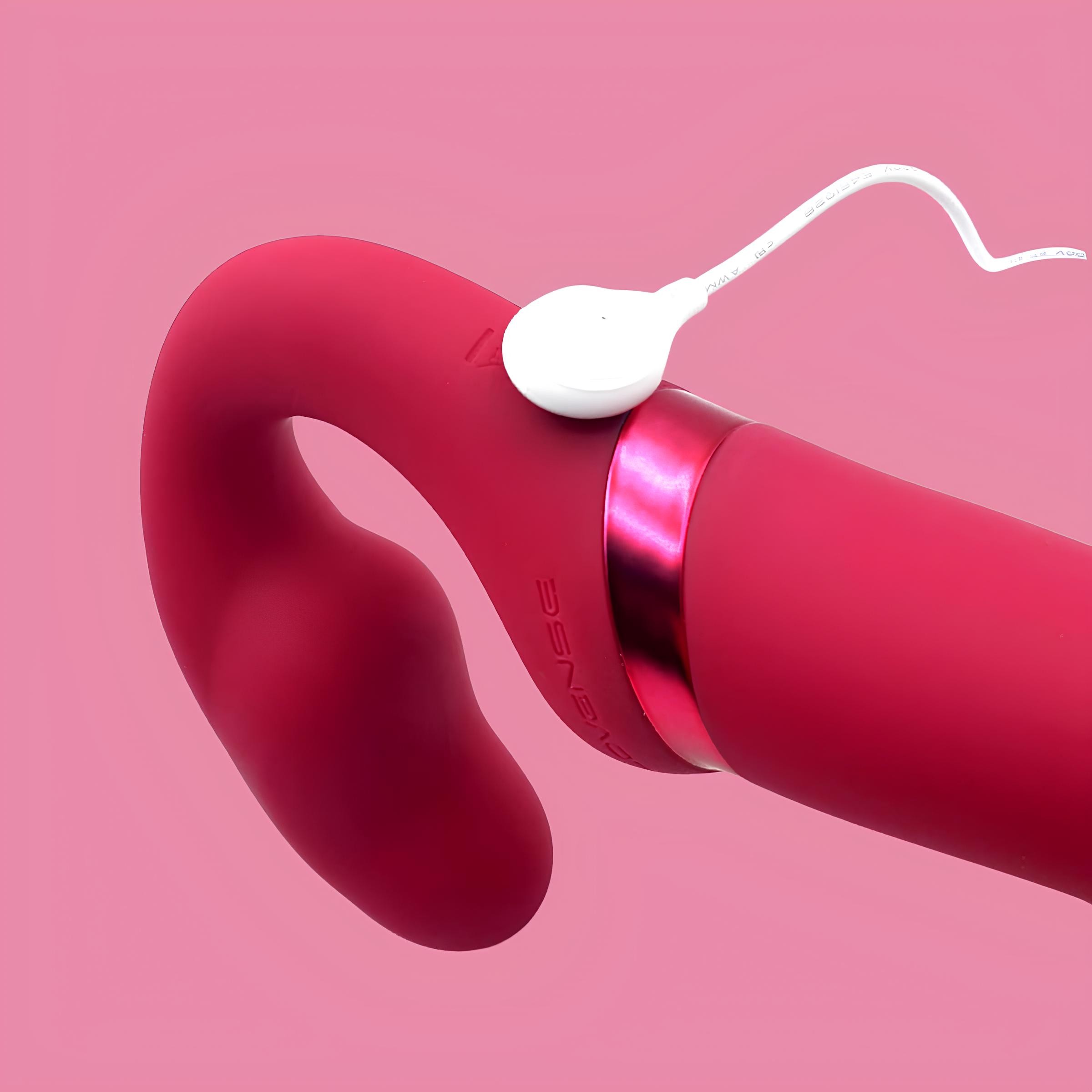 Vibrador Strapless com Controle por Aplicativo, 7 Modos de Vibração, 3 Motores e Recarregável via USB - Lovense Lapis | 14,5 x 3,7 cm - 5