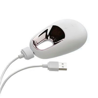 Foto 7 do produto Estimulador de Clitóris com 10 Modos de Vibração, 5 Intensidades e Carregamento via Cabo Magnético - Satisfyer White Temptation | 8,4 x 5,4 cm