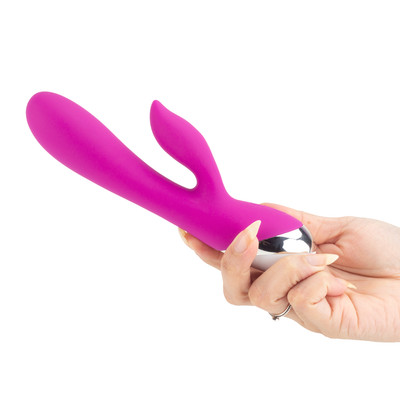 Vibrador Estimulador de Ponto G e Clitóris em Silicone com 10 Modos de Vibração - XXOO First Love | 11 x 3,6 cm | Disponível em 2 Cores