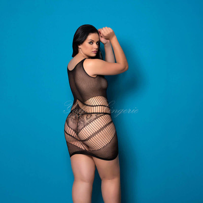 Yaffa Lingerie - Vestido Arrastão com Abertura Frontal, Lateral e Traseira - Veste do P 36 até o Plus Size 46