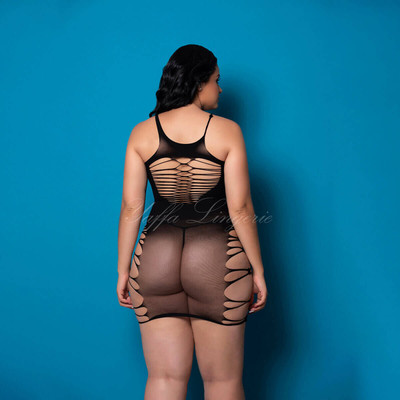 Foto 4 do produto Yaffa Lingerie - Vestido sem Costura com Recortes - Veste do P 36 até o Plus Size 46 | Cor: Preto