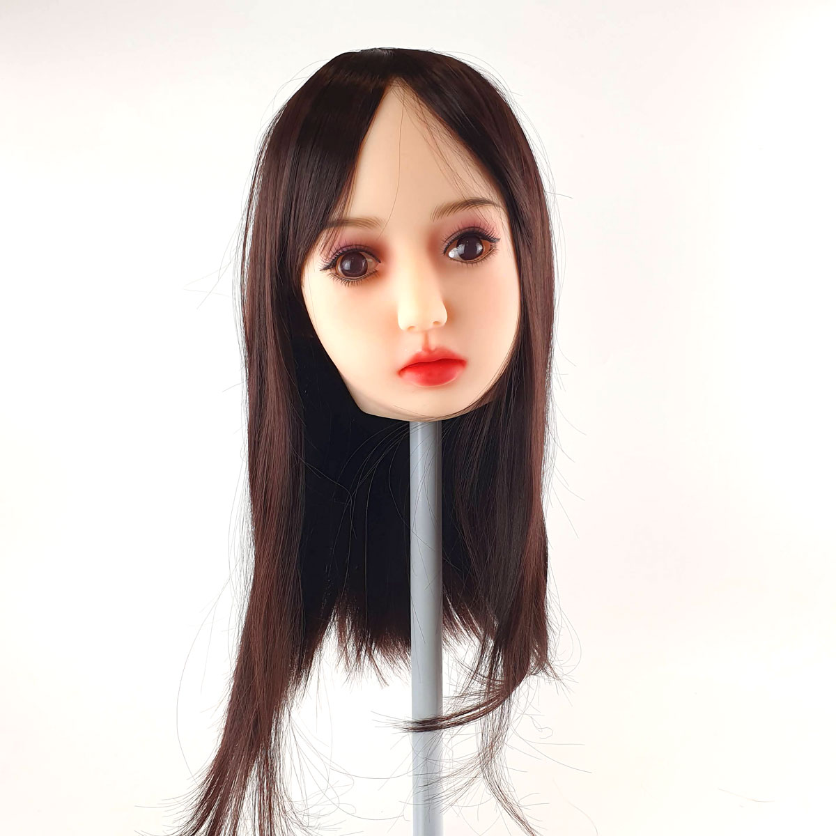 Yuki - Boneca Realística em TPE com Pele Branca, Cabelo Longo, Olhos Castanhos, Seios Pequenos, Vértebras em Aço e Acessórios - 20 Kg e 1,25 Metros de Altura - 8