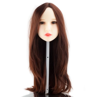 Alana - Boneca Realística em TPE com Cabelos Longos, Olhos Castanhos, Seios Fartos, Vértebras em Aço e Demais Acessórios - 40 kg e 1,59 Metros de Altura
