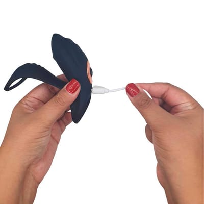 Anel Peniano Recarregável com Estimulador de Clitóris e 10 Modos de Vibração - Locked Ring