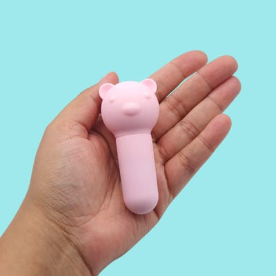 Bullet em Silicone no Formato de Urso com 10 Modos de Vibração e Recarregável via USB - SI | 8,3 x 2,1 cm | Disponível em 2 Cores
