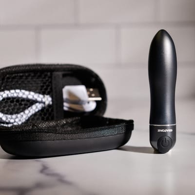 Cápsula Vibratória Recarregável em Metal Fosco com 10 Vibrações - Evolved Travel-Gasm | 9,2 x 2,1 cm