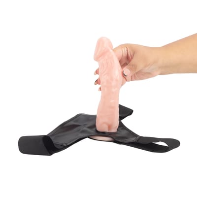 Cinta em Couro Sintético com Capa Peniana Extensora com Glande Definida - SI | 18 x 5,5 cm