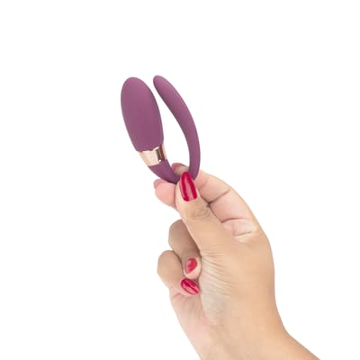 Vibrador para Casal Recarregável em Silicone com 7 Modos de Vibrações e Controle Remoto Sem Fio - Dibe | 8,4 x 3,1 cm | Disponível em 2 Cores