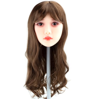 Dri - Boneca Realística em TPE com Pele Branca, Cabelo Castanho Longo, Olhos Castanhos, Seios Pequenos, Vértebras em Aço e Acessórios - 35kg e 1,43 Metros de Altura