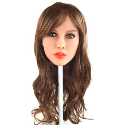 Erica - Boneca Realística em TPE com Pele Morena, Cabelo Longo Preto, Olhos Verdes, Seios Médio, Vértebras em Aço e Acessórios - 54 Kg e 1,64 Metros de Altura