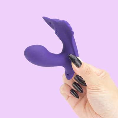 Estimulador Feminino em Forma de Coração com Mini Penetrador, Cinta, 9 Modos de Vibração Potentes e App Interativo - Exclusiva Kat