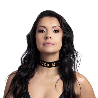 Gargantilha Fuck Me em Montana com Letras Douradas e Fivela Ajustável - New Star Couros | Tamanho Único