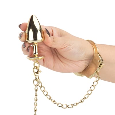 Par de Algemas em Metal com Chave e Plug Anal "M" com Detalhes de Pedras Cravejadas - HARD | 7,2 x 3,4 cm | Disponível em 3 Cores