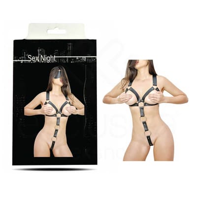 Arreio Feminino em Couro Ecológico com Detalhes em Rebite e Venda Ajustável - InNamorata Sex Night Body Sexy Un
