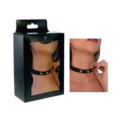 Coleira Feminina em Couro Ecológico com Detalhes em Spike Médio e Trava de Segurança - InNamorata Sexy Night Choker Spike