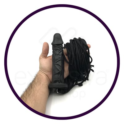 Chicote com 20 Cordas de Nylon e 90 cm e Cabo em Formato de Pênis Realístico - La Pimienta Sado | 17 x 3,8 cm