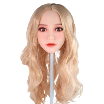 Lucy - Boneca Realística em TPE com Cabelo Longo, Olhos Castanhos, Seios Médios, Vértebras em Aço e Demais Acessórios - 39,5 kg e 1,63 Metros de Altura