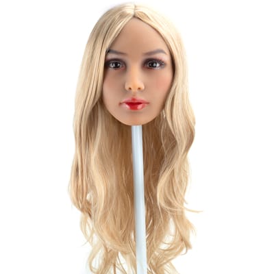 Malu - Boneca Realística em TPE com Pele Bronzeada, Cabelos Longos, Olhos Castanhos, Seios Médios, Vértebras em Aço e Acessórios - 35,6 kg e 1,43 Metros de Altura