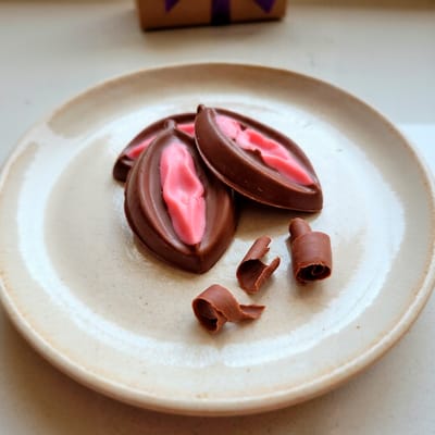 Mini Vagina de Chocolate Caseiro - Exclusiva | 6 Unidades