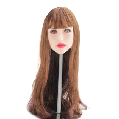 Nanda - Boneca Realística em TPE com Pele Branca, Cabelo Ruivo Longo, Olhos Azuis, Seios Fartos, Vértebras em Aço e Acessórios - 43 Kg e 1,65 Metros de Altura