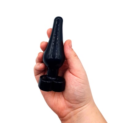 Plug Anal Cônico em PVC com Coração na Base - InNamorata Delícia Black | 10 x 3,7 cm