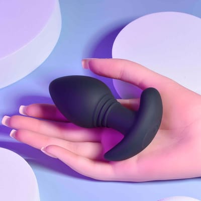 Plug Anal ''G'' em Silicone com 10 Modos de Vibrações. Recarregável e Controle Remoto Sem Fio - Evolved Playboy Pleasure Plug e Play | 8,3 x 4,1 cm