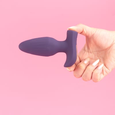 Plug Anal em Silicone com Formato Cônico, 7 Modos de Vibração, 3 Velocidades de Expansão e Controle via App - Exclusiva Rocket | 11,2 x 4,3 cm