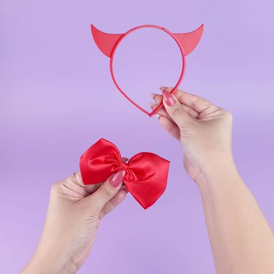 Tiara Diabinho Com Gravata Borboleta - FestaChic | Disponível em 2 Cores