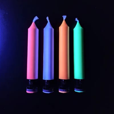 Vela de Cera Fluorescente com Calor Baixo - Masmorra Velas | 15 x 2 cm | Disponível em 4 Cores