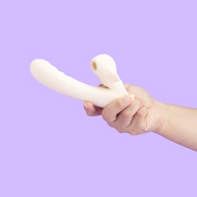 Vibrador 2 em 1 em Silicone Macio com 7 Modos de Vibração, Movimentos de Vai e Vem e Pulsação - Exclusiva Amélia | Disponível em 2 Cores