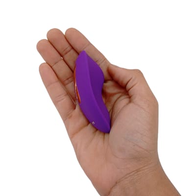 Vibrador para Calcinha em Silicone com 9 Modos de Vibração, Controle por Aplicativo e Recarregável via Cabo USB - Sexy Import Slow | 8,5 x 4,4 cm | Disponível em 2 Cores