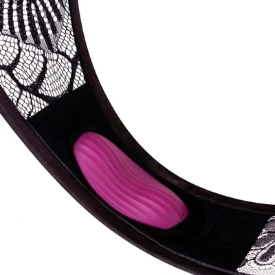 Vibrador de Calcinha em Silicone com 11 Modos de Vibração, Controle Via Aplicativo e Recarregável - Svakom Edeny |  9 x 3 cm