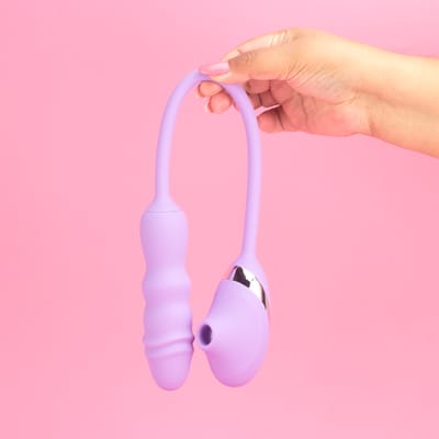 Vibrador Duplo em Silicone com 10 Modos de Vibração, 5 Níveis de Pulsação e 9 Tipos de Vai e Vem - Exclusiva Valentina | 13 x 3,5 cm
