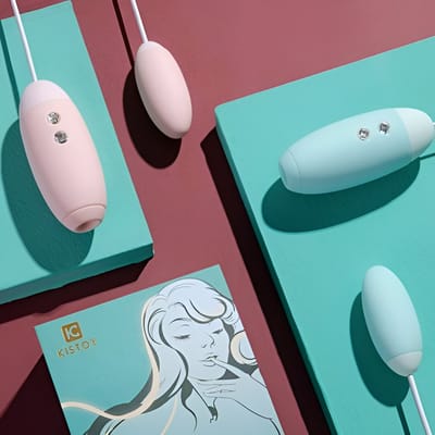 Vibrador Duplo em Silicone com 3 Intensidades de Sucção, 10 Modos de Vibração e Recarregável via USB - Kistoy Miss VV | Disponível em 2 Cores