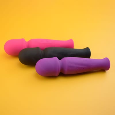 Wand Massageador com 10 Modos de Vibração Potentes e Carregamento Via USB - Nv Toys Moka | Disponível em 3 Cores