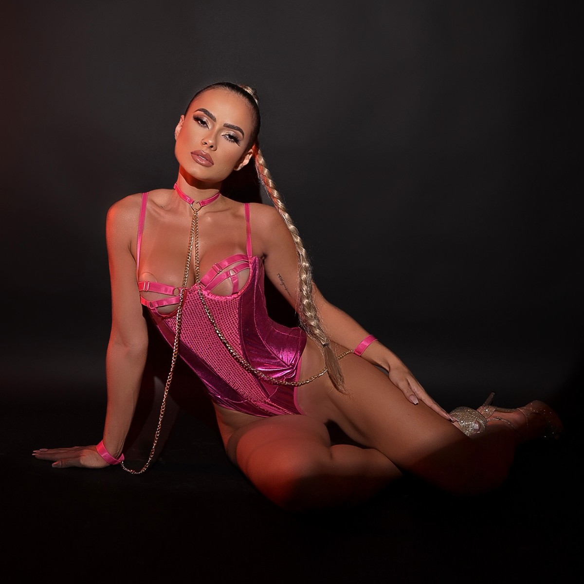 Body Laminado com Paetê e Chocker de Corrente - Exclusiva Lingerie | Disponível em 2 Cores e 3 Tamanhos - 4