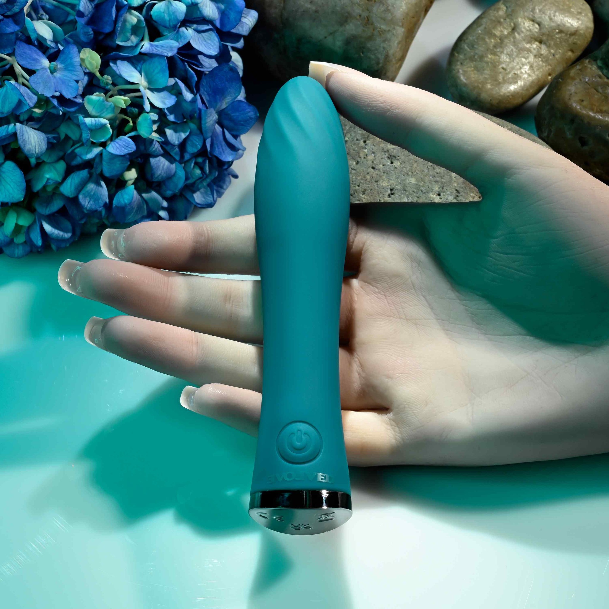 Bullet em Silicone Texturizado com 5 Modos de Vibração, Recarregável - Evolved Ultra Wave | 12,7 x 2,5 cm - 4