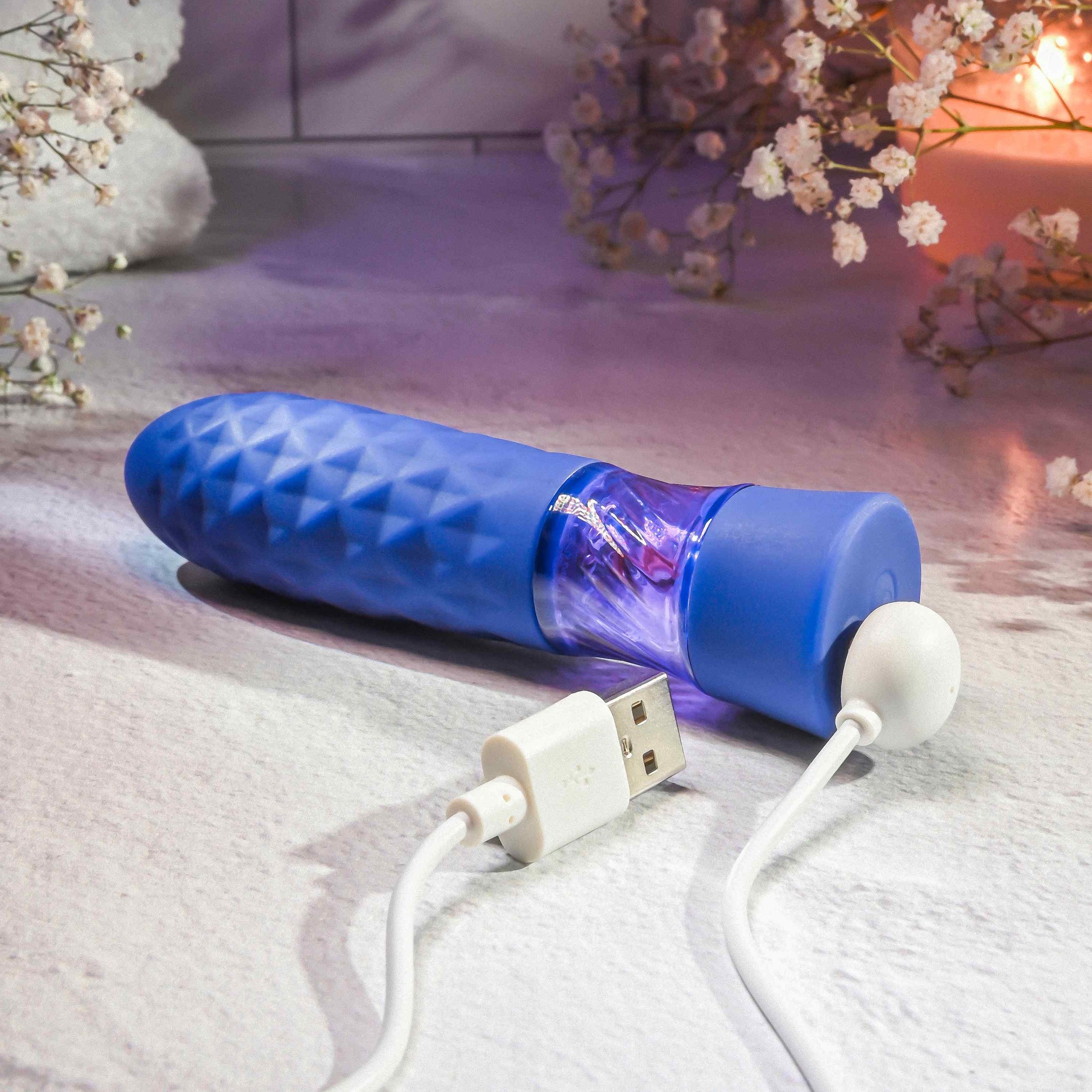 Bullet em Silicone Texturizado com 8 Modos de Vibração, LED e Carregamento via Cabo USB - Evolved Raver | 12 x 3 cm - 4